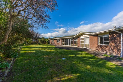 /international/nz/8-fairfield-road-levin-horowhenua-380066177053/