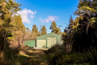 /international/nz/172-clifton-road-kaiata-grey-380066108152/