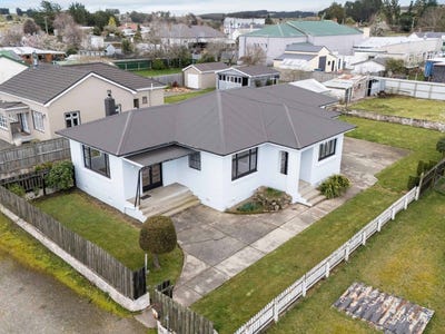 /international/nz/10-wamphray-street-nightcaps-southland-380066115280/