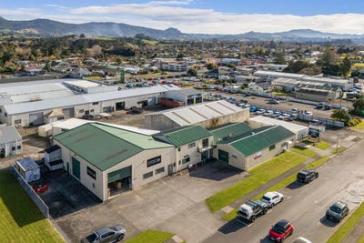 /international/nz/3-wedgewood-street-katikati-western-bay-of-plenty-380066147390/