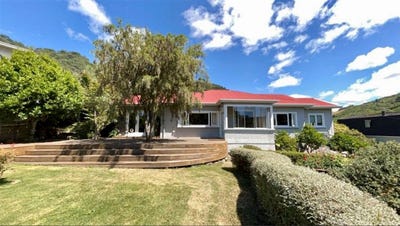 /international/nz/54-durham-street-picton-marlborough-380066179773/