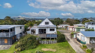 /international/nz/32-korora-street-ahipara-far-north-380066117720/