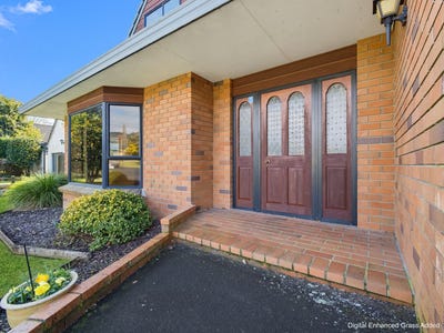 /international/nz/74-iles-road-lynmore-rotorua-380066105477/