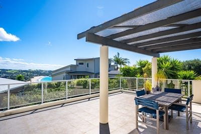 /international/nz/9-margaret-way-langs-beach-whangarei-380066102136/