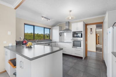 /international/nz/115-dukes-road-south-mosgiel-dunedin-city-380066110681/