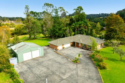 /international/nz/248-paremoremo-road-lucas-heights-north-shore-city-380066096743/