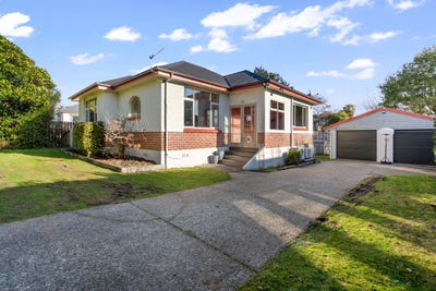 /international/nz/128-abbot-street-waverley-south-taranaki-380066179464/