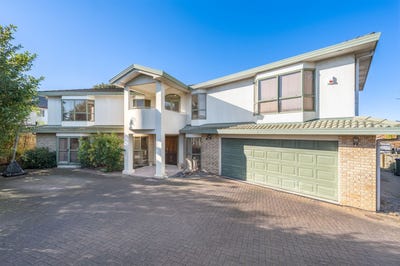 /international/nz/827-chapel-road-shamrock-park-manukau-city-380066176949/