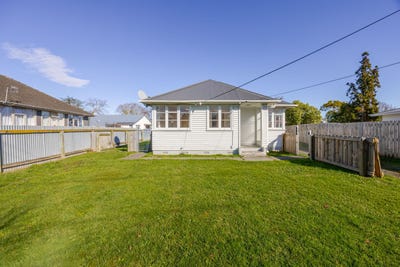 /international/nz/20-palmerston-road-havelock-north-hastings-380066103291/