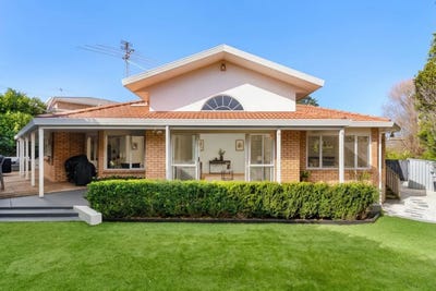 /international/nz/9-berridge-avenue-point-chevalier-auckland-city-380066177135/