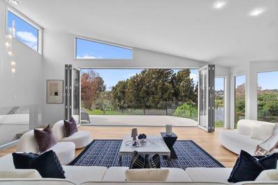 /international/nz/22-tarahanga-street-northcote-christchurch-city-380066172212/