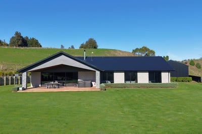 /international/nz/210b-mangarino-road-te-kuiti-waitomo-380066110480/