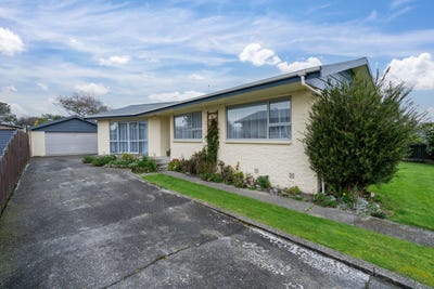 /international/nz/11-philip-street-avenal-invercargill-city-380066182228/
