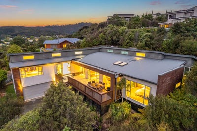 /international/nz/9-sylvan-way-silverstream-upper-hutt-city-380066097167/