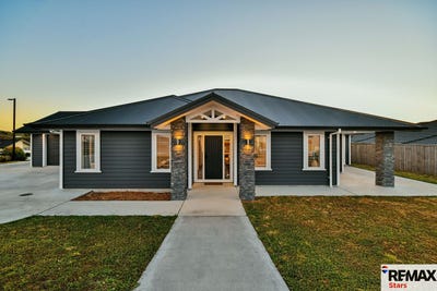 /international/nz/hitchen-road-pokeno-waikato-380066094835/