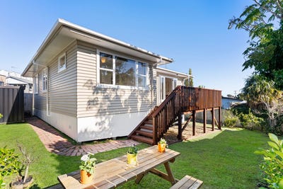 /international/nz/beach-haven-north-shore-city-380066180778/