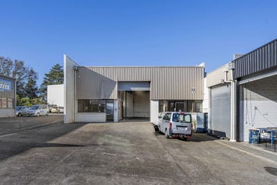 /international/nz/21-eric-paton-way-saint-johns-auckland-city-380066128768/