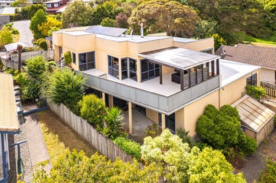 /international/nz/18-titter-place-springvale-manawatu-whanganui-380066103688/