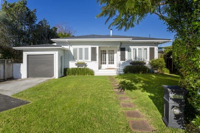 /international/nz/313-royal-road-massey-waitakere-city-380066170207/