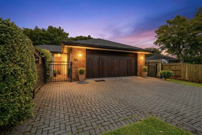 /international/nz/glenholme-rotorua-380066119211/