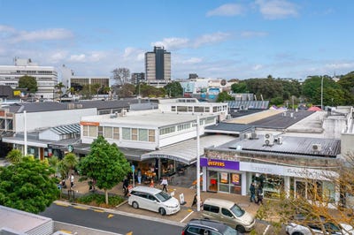/international/nz/46-hurstmere-road-takapuna-north-shore-city-380066126034/