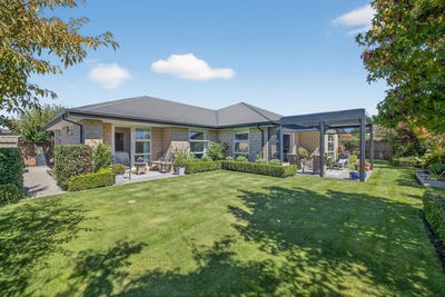 /international/nz/12-amy-place-rangiora-waimakariri-380066168206/