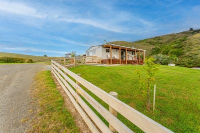 /international/nz/121-townsend-road-geraldine-timaru-380066094548/