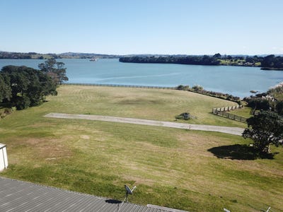 /international/nz/25-goble-road-clarks-beach-franklin-380066092561/