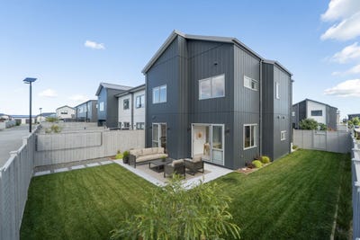 /international/nz/1-viridian-avenue-karaka-wellington-city-380066124659/