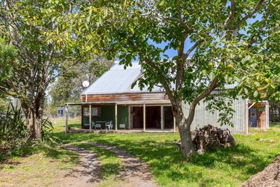 /international/nz/new-york-street-martinborough-south-wairarapa-380066124953/