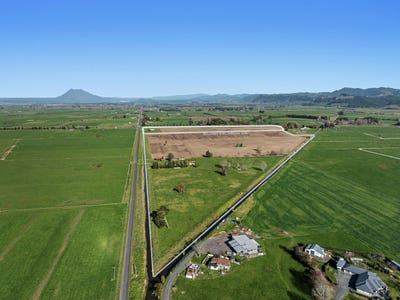 /international/nz/7-and-67-awaiti-north-road-matata-whakatane-380066086557/