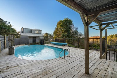/international/nz/148-burd-road-oropi-western-bay-of-plenty-380066169077/