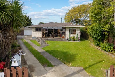 /international/nz/2-matai-place-pahiatua-tararua-380066104326/