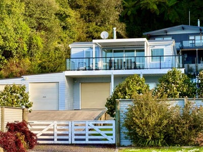 /international/nz/535-state-highway-30-lake-rotoma-rotorua-380066079286/