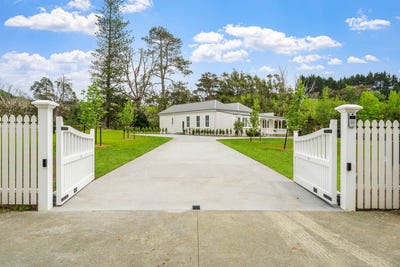 /international/nz/13-ridgewater-lane-matakana-rodney-380066080107/