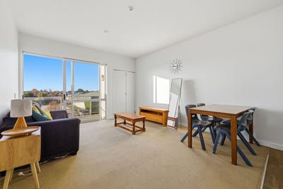 /international/nz/468-cashel-street-linwood-christchurch-city-380066102004/