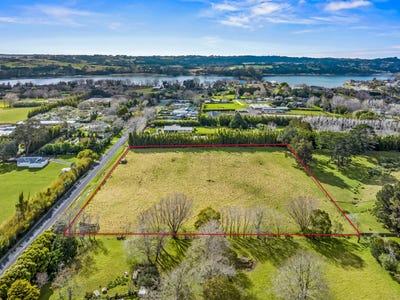 /international/nz/30-karaka-road-whenuapai-waitakere-city-380066154576/