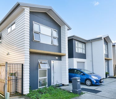 /international/nz/12-ronalds-way-taita-lower-hutt-city-380066105638/