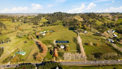 /international/nz/391-pine-valley-road-dairy-flat-rodney-380066084429/
