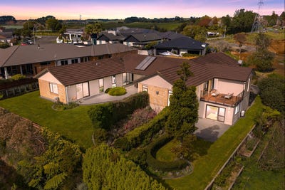 /international/nz/highlands-park-new-plymouth-380066095421/