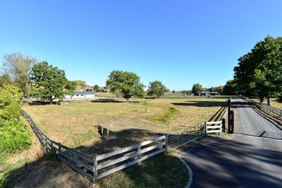 /international/nz/clark-road-ngaruawahia-waikato-380066081971/