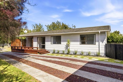 /international/nz/hyde-avenue-richmond-heights-taupo-380066112677/