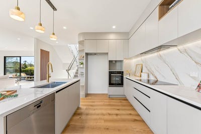 /international/nz/113a-queenstown-road-onehunga-auckland-city-380066184597/