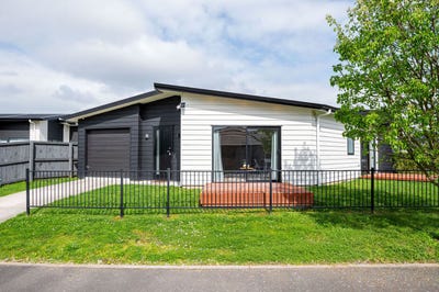 /international/nz/chartwell-hamilton-city-380066168459/