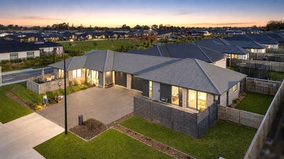 /international/nz/ellmers-street-woodend-waimakariri-380066115348/
