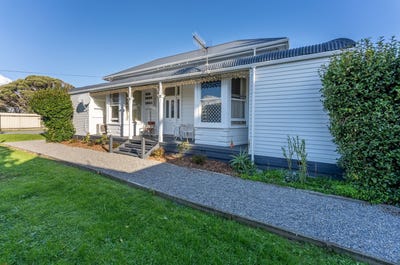 /international/nz/otaki-kapiti-coast-380066106403/