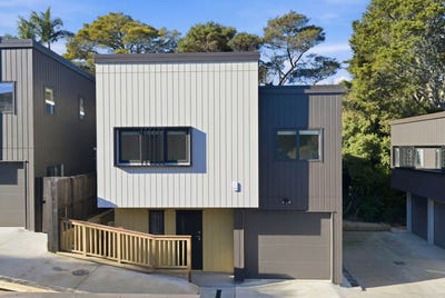 /international/nz/67-pupuke-road-birkenhead-north-shore-city-380066079615/