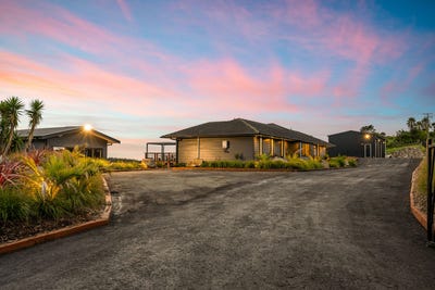 /international/nz/511-kiwitahi-road-helensville-rodney-380066178829/