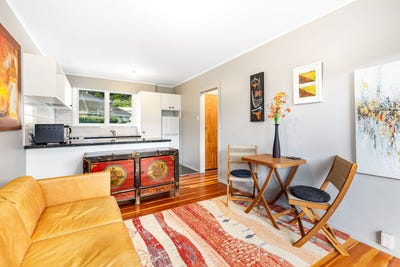 /international/nz/238-muritai-road-eastbourne-lower-hutt-city-380066162241/