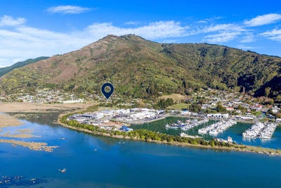 /international/nz/1-brownlee-close-havelock-marlborough-380066177341/